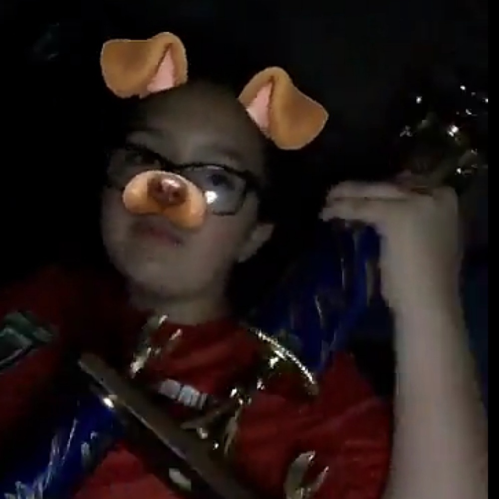 Meet your Posher, Melanyee